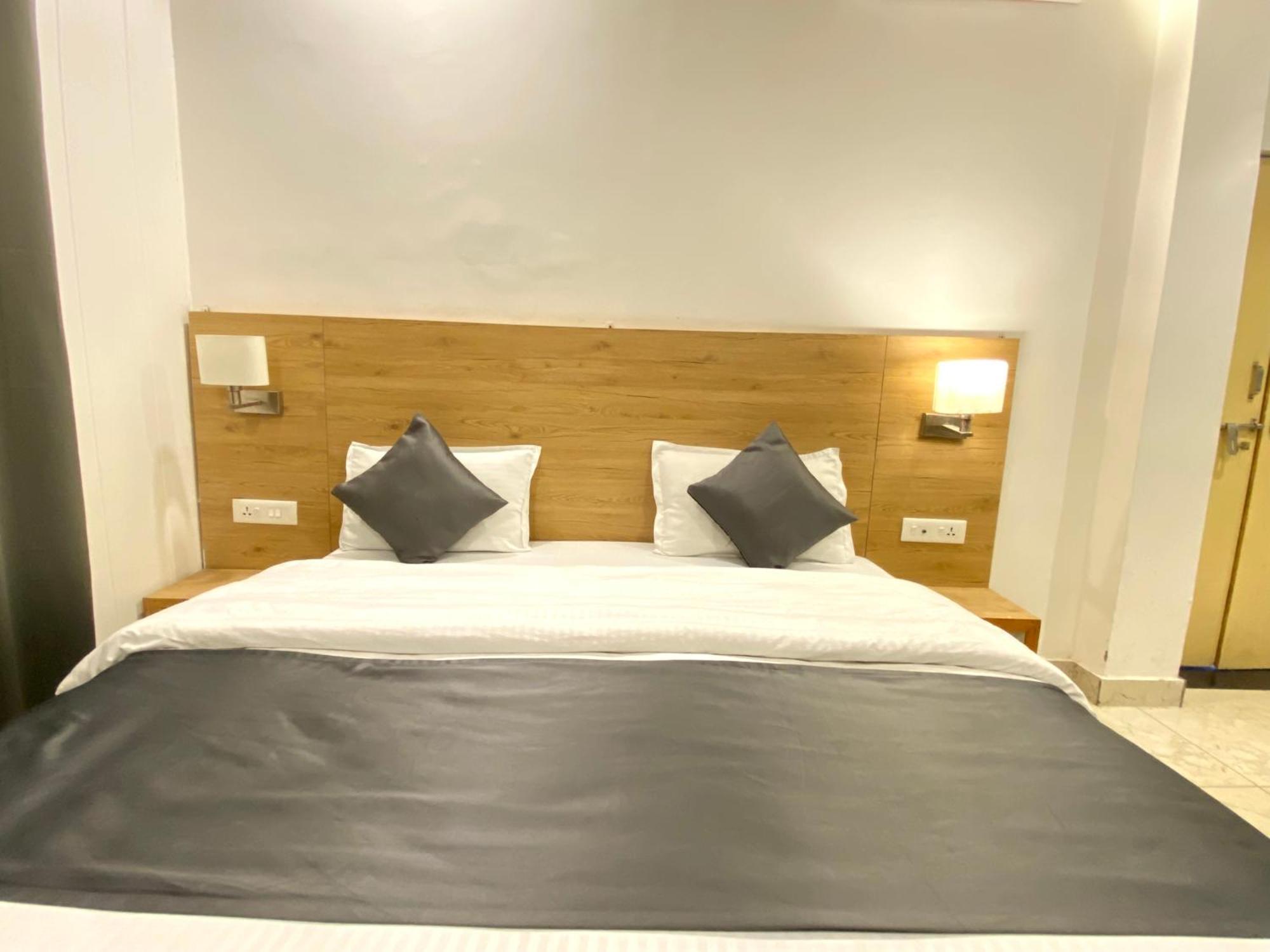 Sonu Guesthouse & Hostel, רישיקש מראה חיצוני תמונה